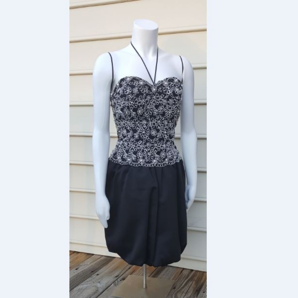 A.J. BARI  BLACK FORMAL PEARL BEADED BUBBLE DRESS